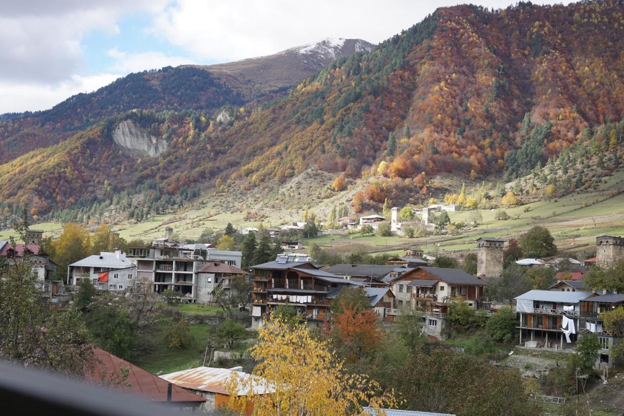Mestia Panorama Buitenkant foto
