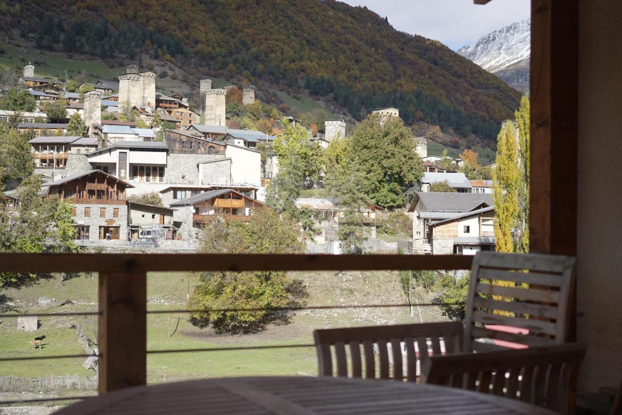 Mestia Panorama Buitenkant foto