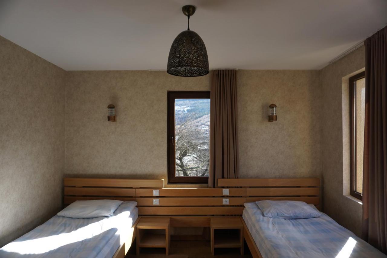 Mestia Panorama Buitenkant foto